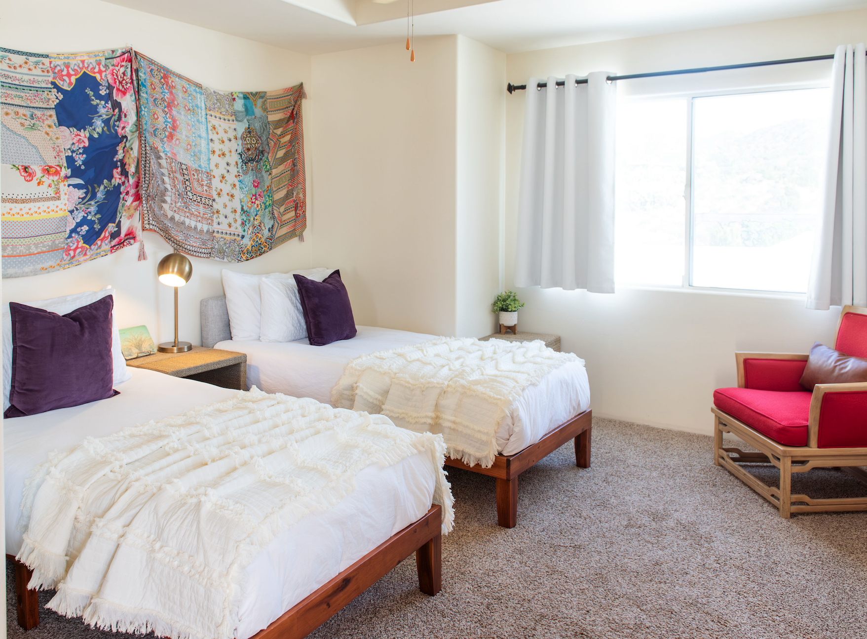The Nomad Room | Shared Single (2 Beds)